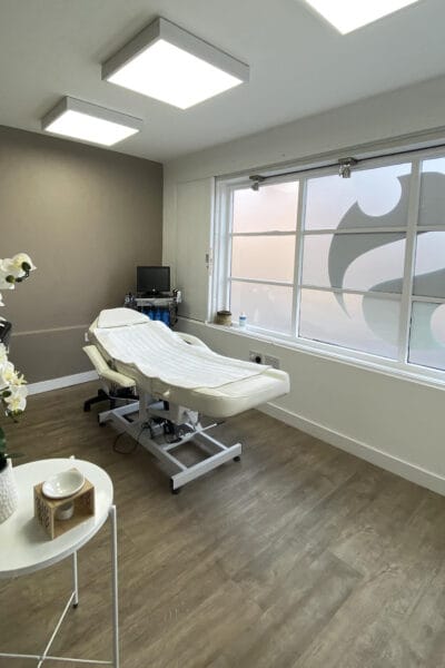 Interior design of So Aesthetics clinic treatment room by Megan Ace Interiors, Worcester